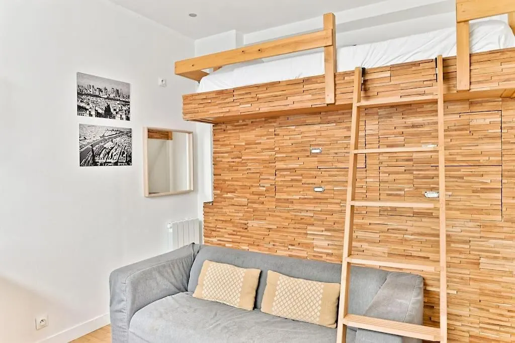Lägenhet Avec Mezzanine Boulevard Voltaire *